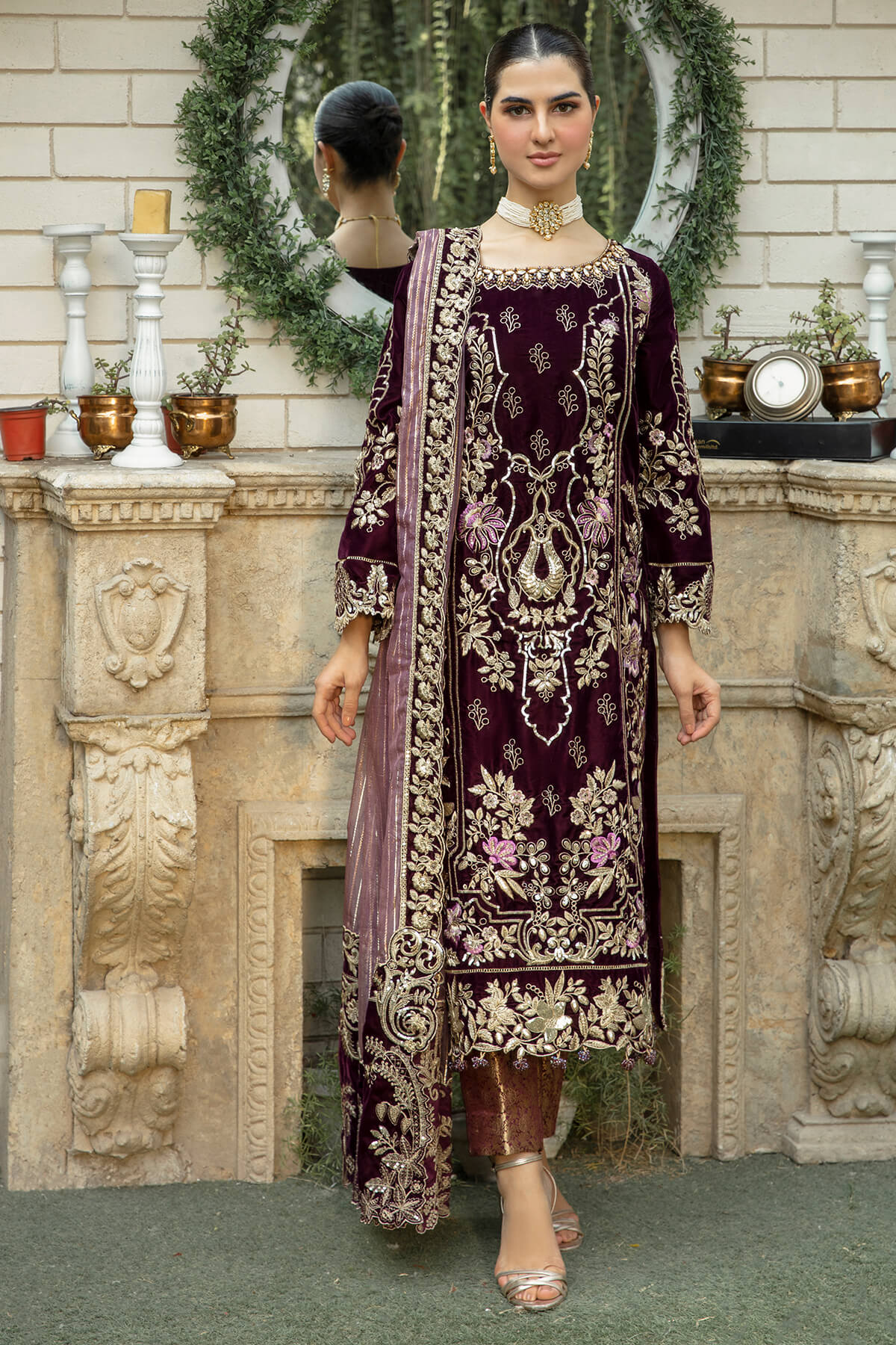 IV-13 Charoite - Imrozia | Serene