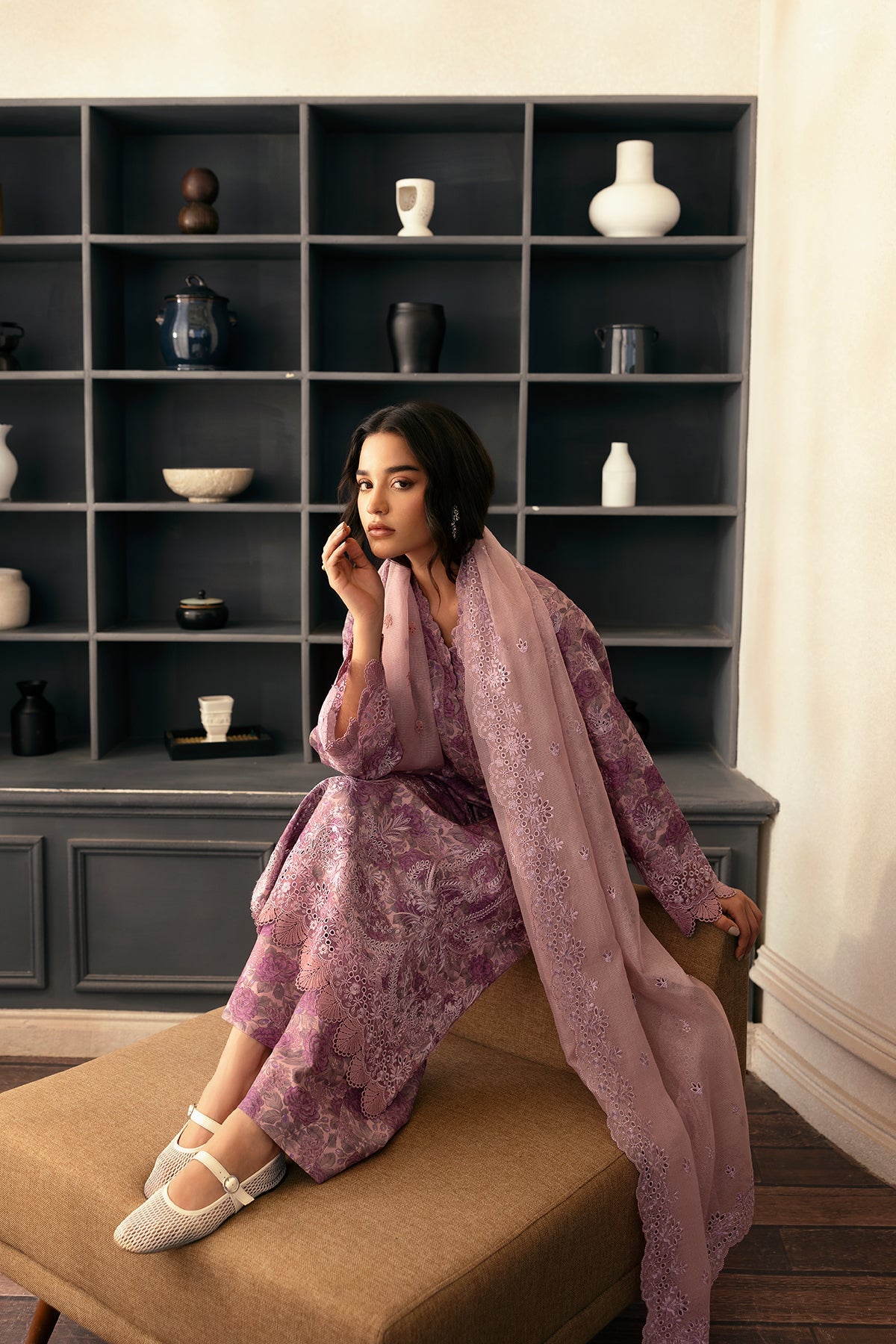 9761-Rain Warmed -Day break Printed kari '2025