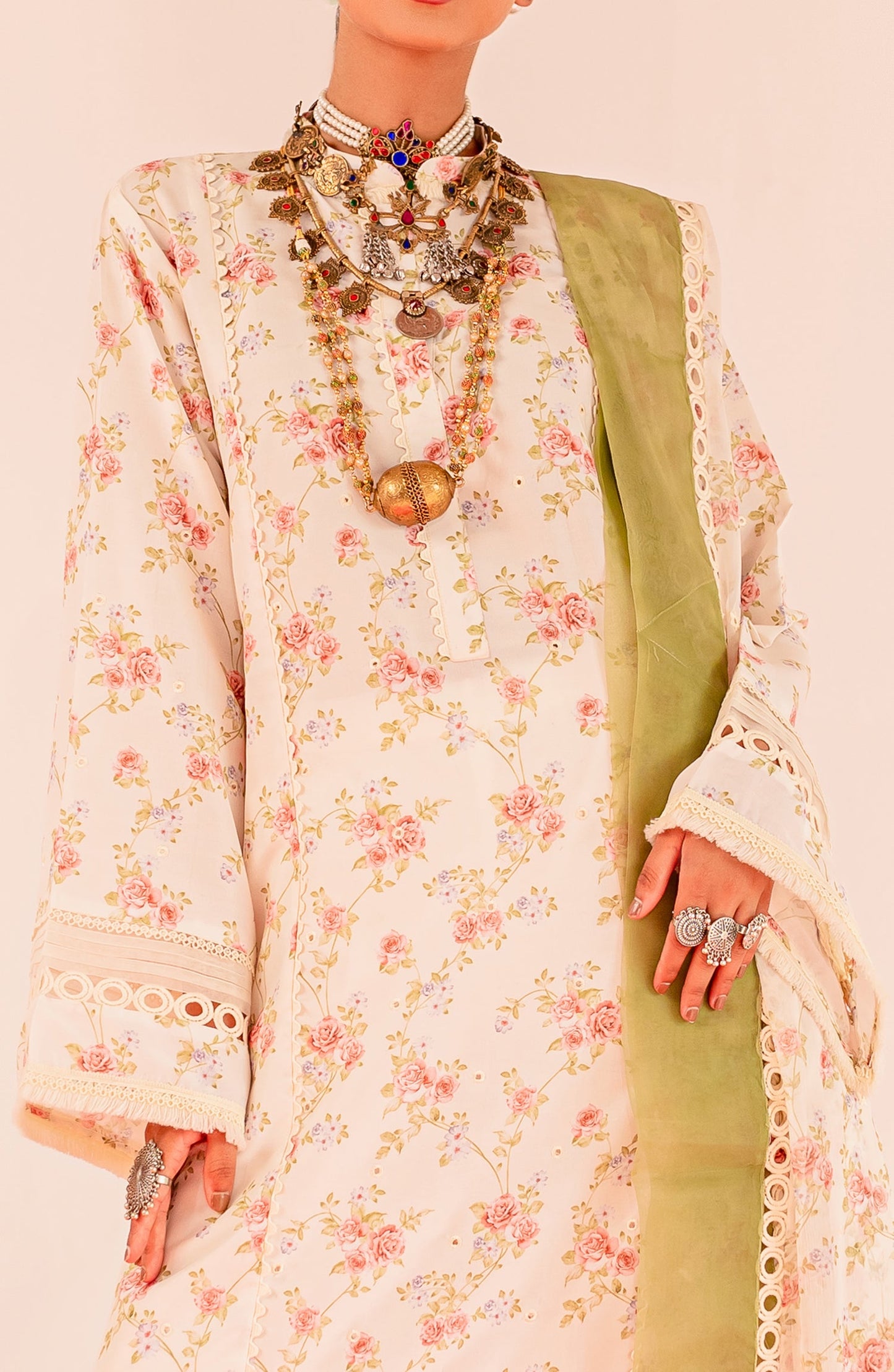 Printed Embroidered Lawn - Howlite (MLFD-169)