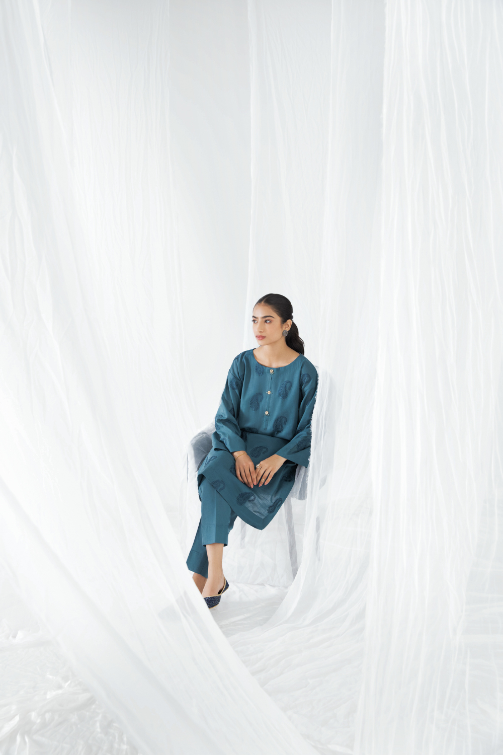 2 PC Unstitched | Khaddar Embroidered Shirt + Trouser