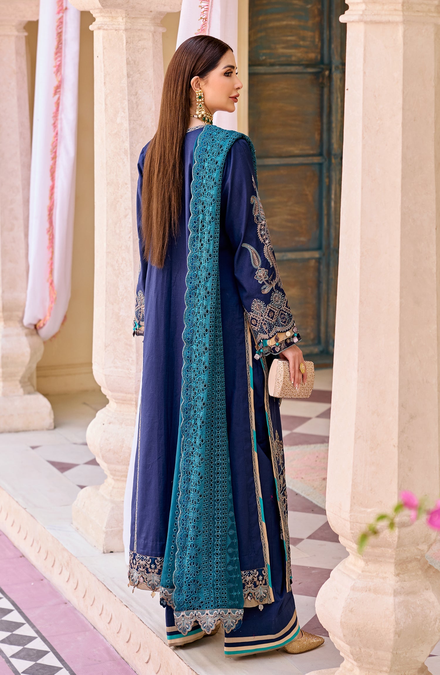 Luxury Lawn - City Of Love (MLFD-092) Maryum N Maria