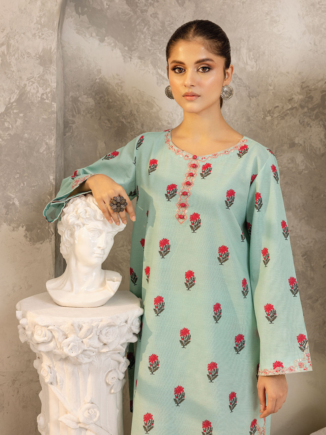 Zeba | 2 PC Stitched