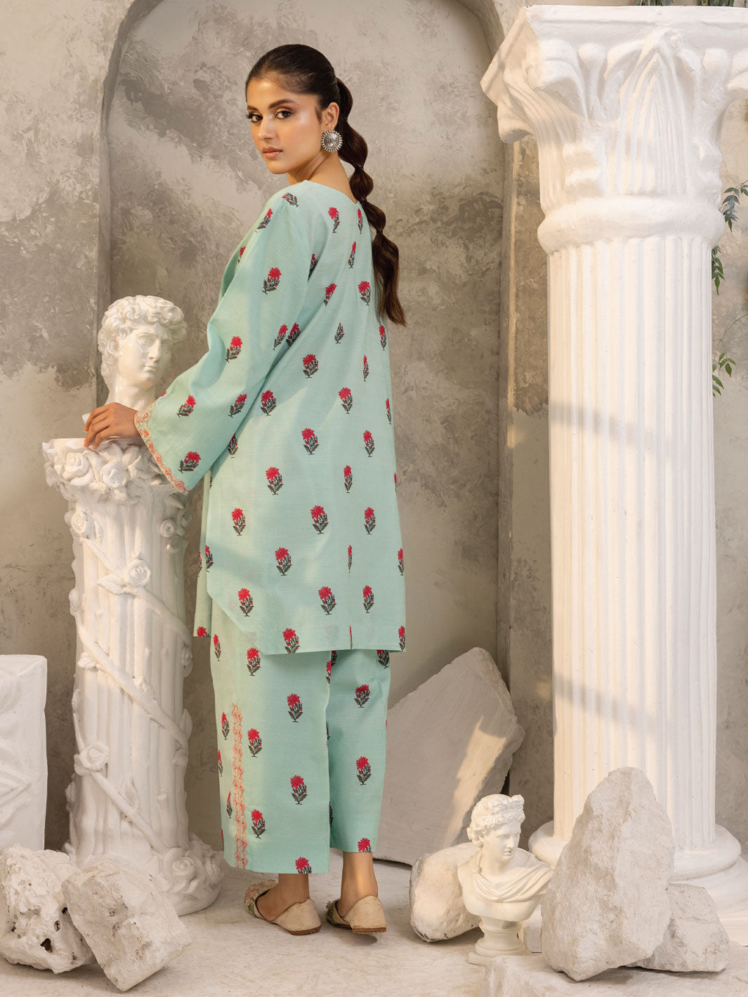 Zeba | 2 PC Stitched