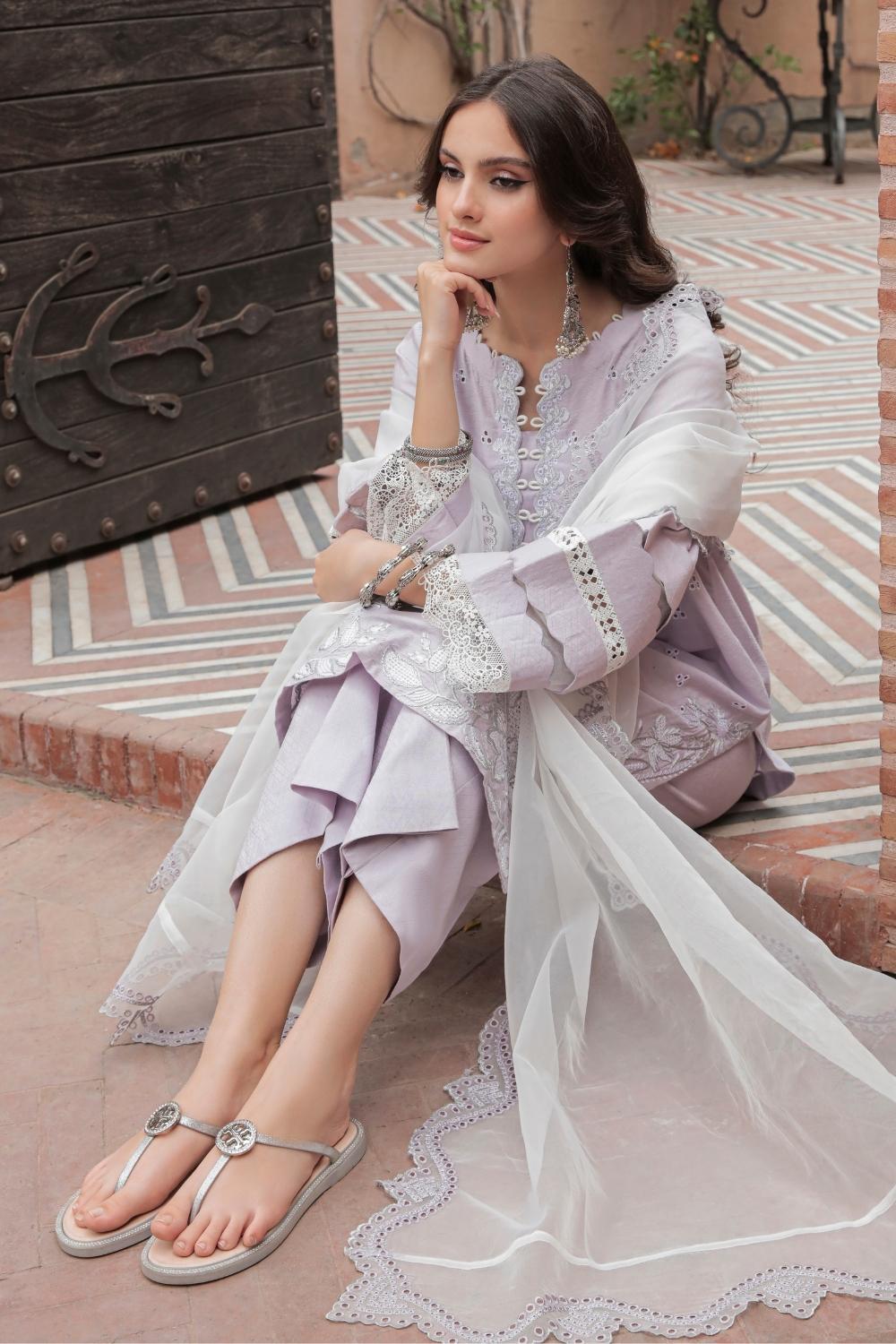 3 PC STITCHED | EMBROIDERED LAWN SUIT