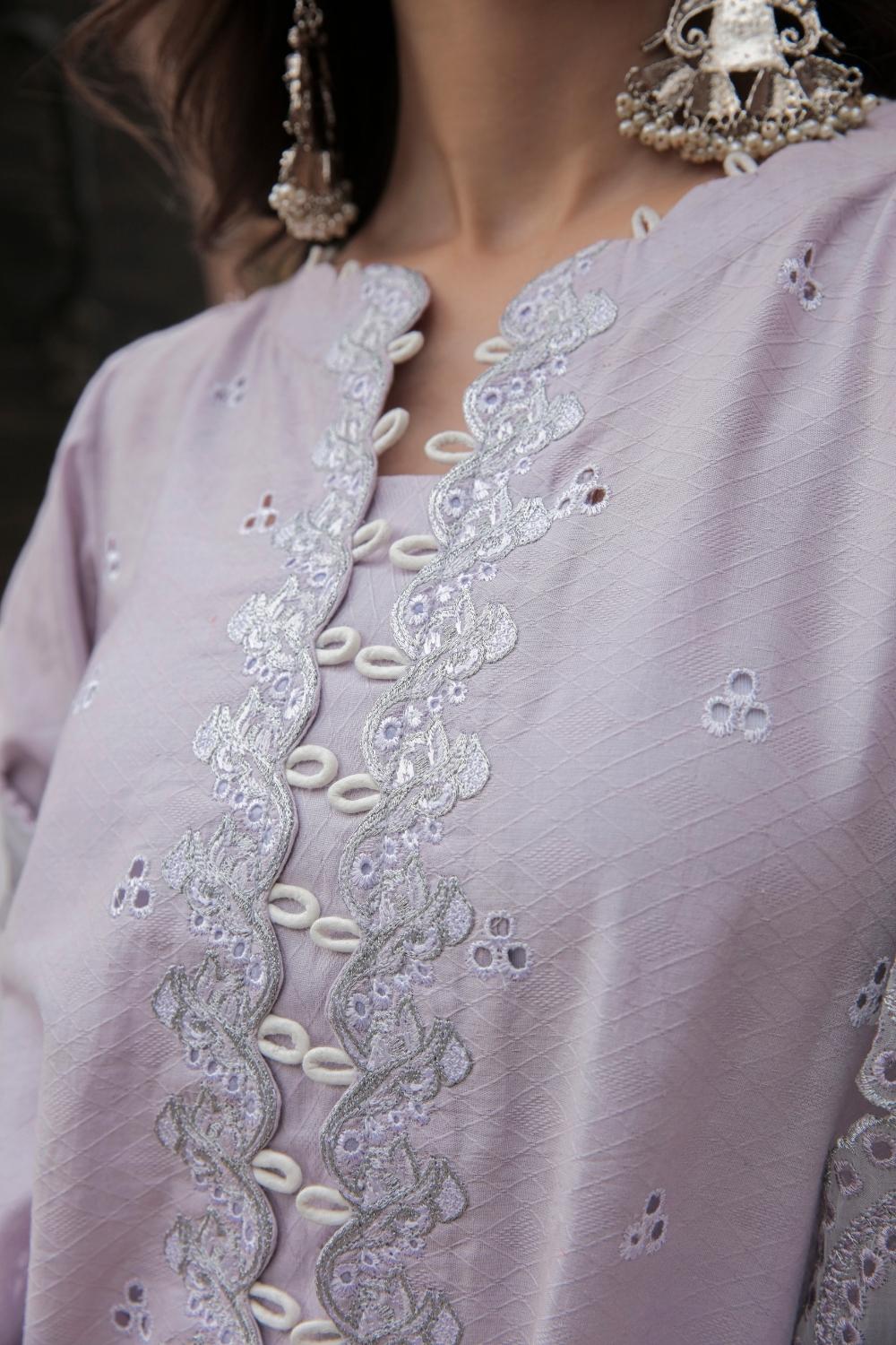 3 PC STITCHED | EMBROIDERED LAWN SUIT