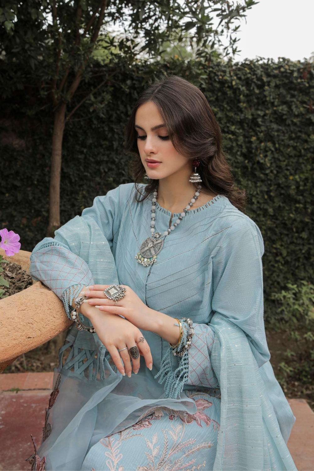 3 PC STITCHED | EMBROIDERED LAWN SUIT