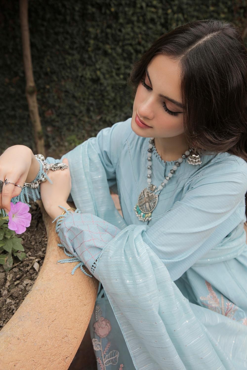 3 PC STITCHED | EMBROIDERED LAWN SUIT