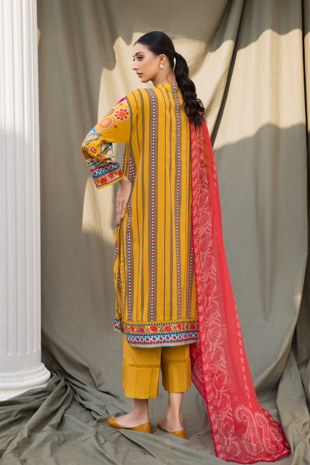 3PC Unstitched | Digital Printed Cambric Suit