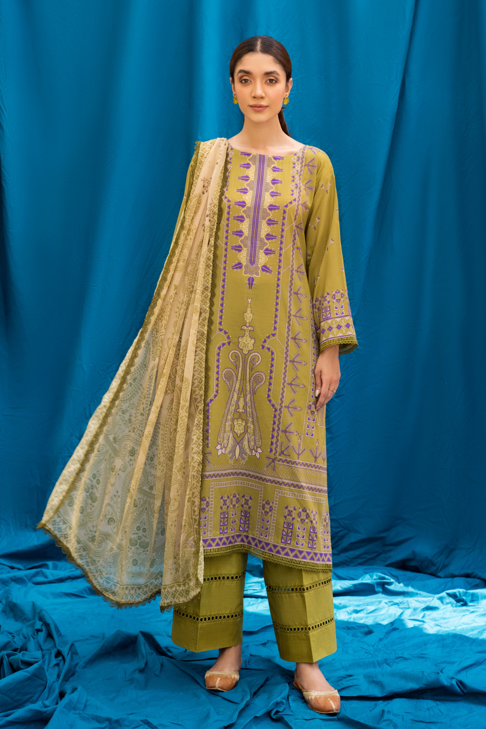 2 PC Unstitched | Printed Cambric Shirt + Chiffon Dupatta