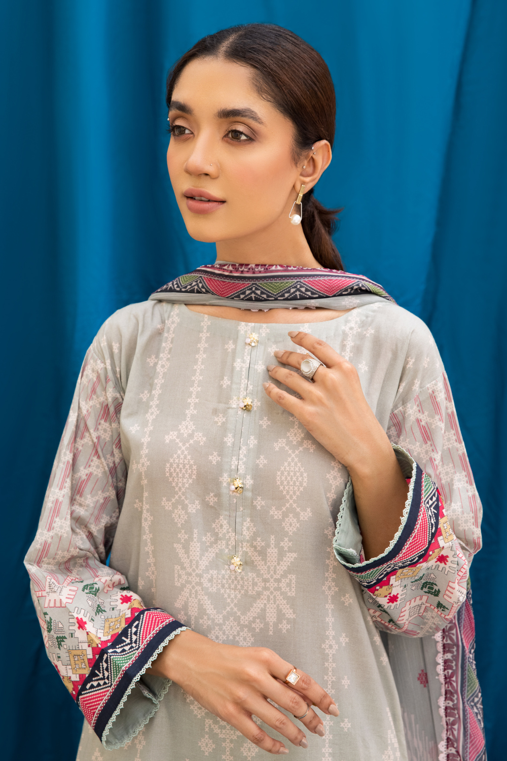 2 PC Unstitched | Printed Cambric Shirt + Chiffon Dupatta