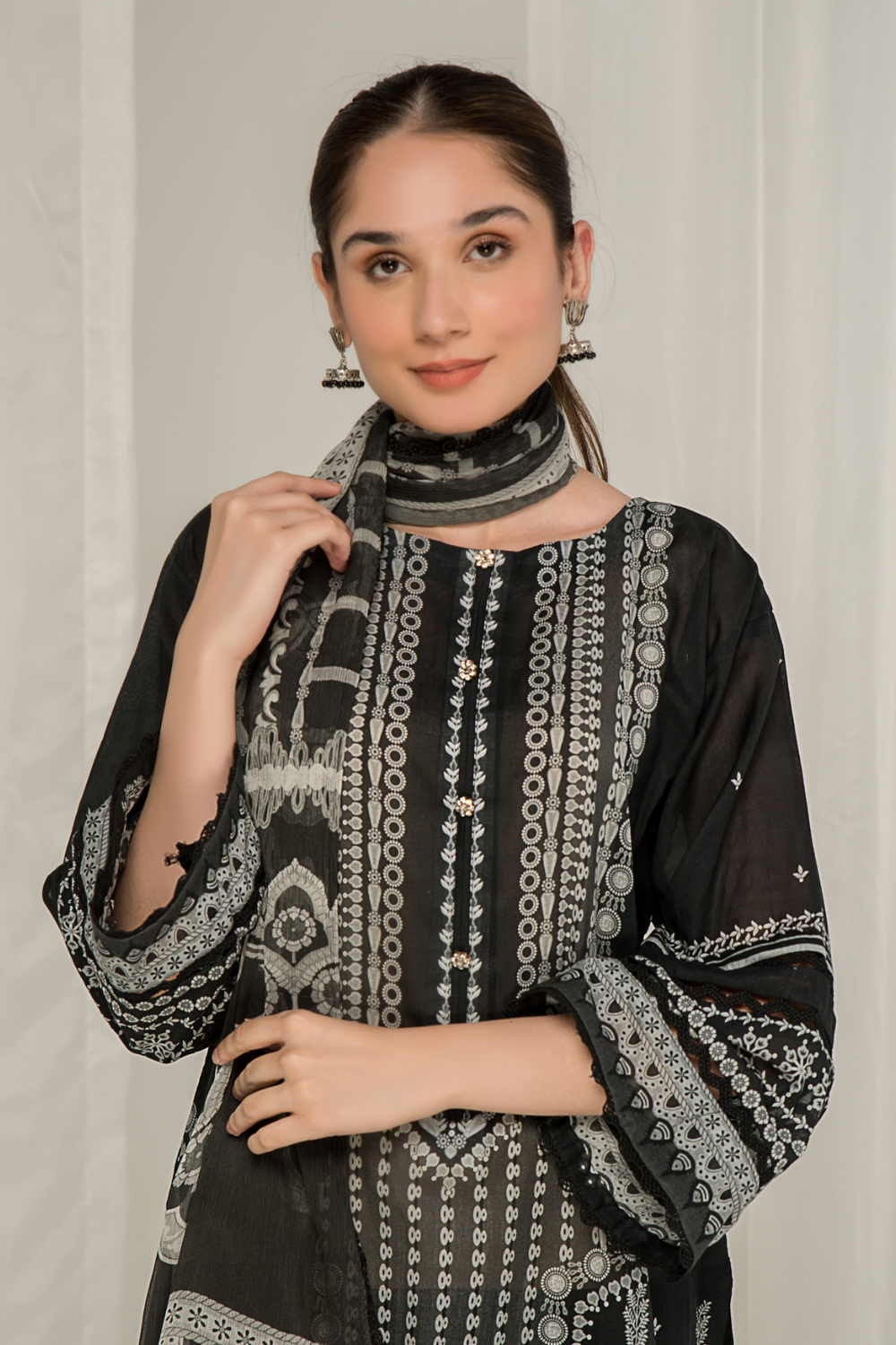 3 PC Unstitched Printed Lawn Suit
