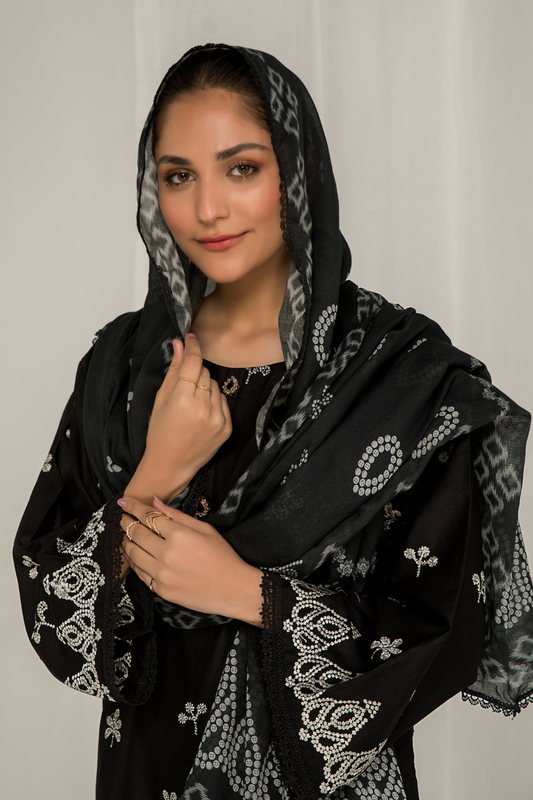 3 PC Unstitched Embroidered Lawn Suit