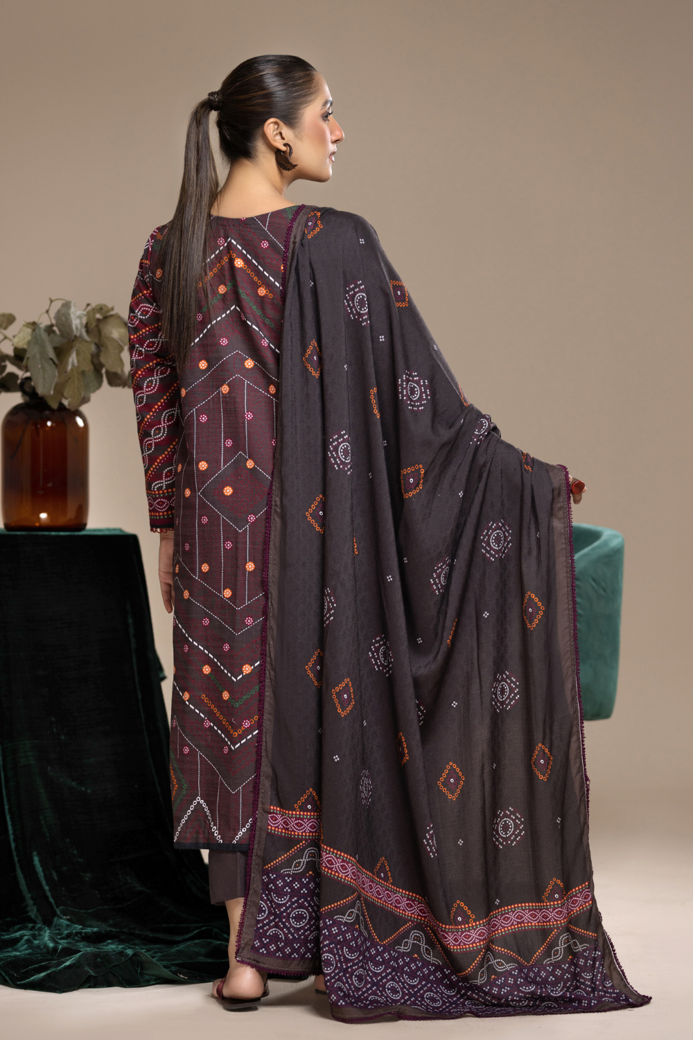 3 PC Unstitched | Khaddar Printed Suit