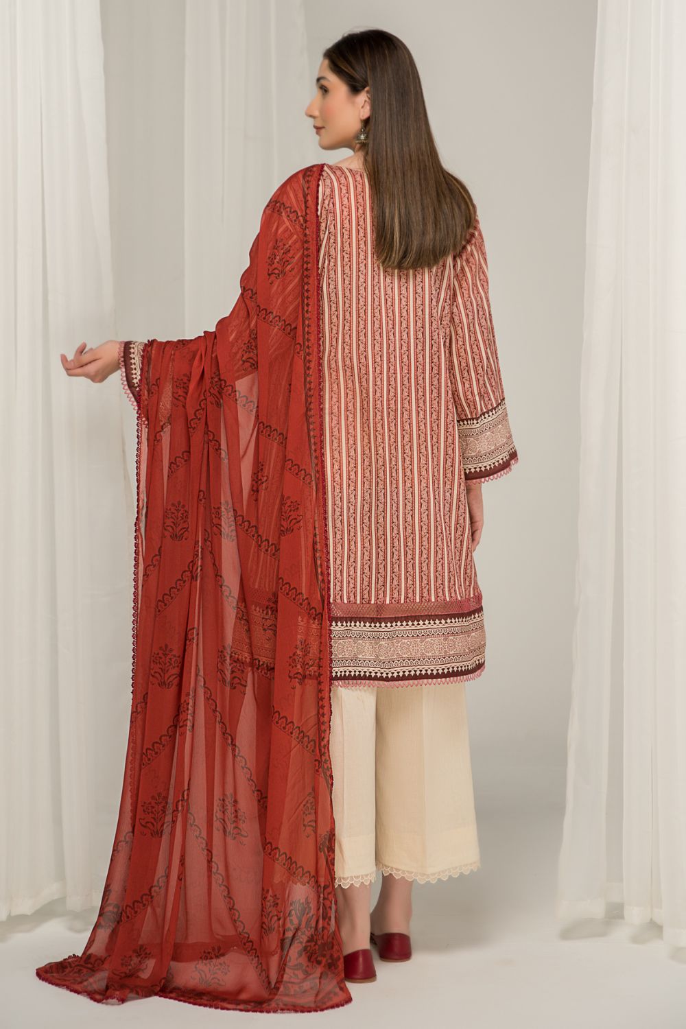 3 PC Unstitched Printed Lawn Suit