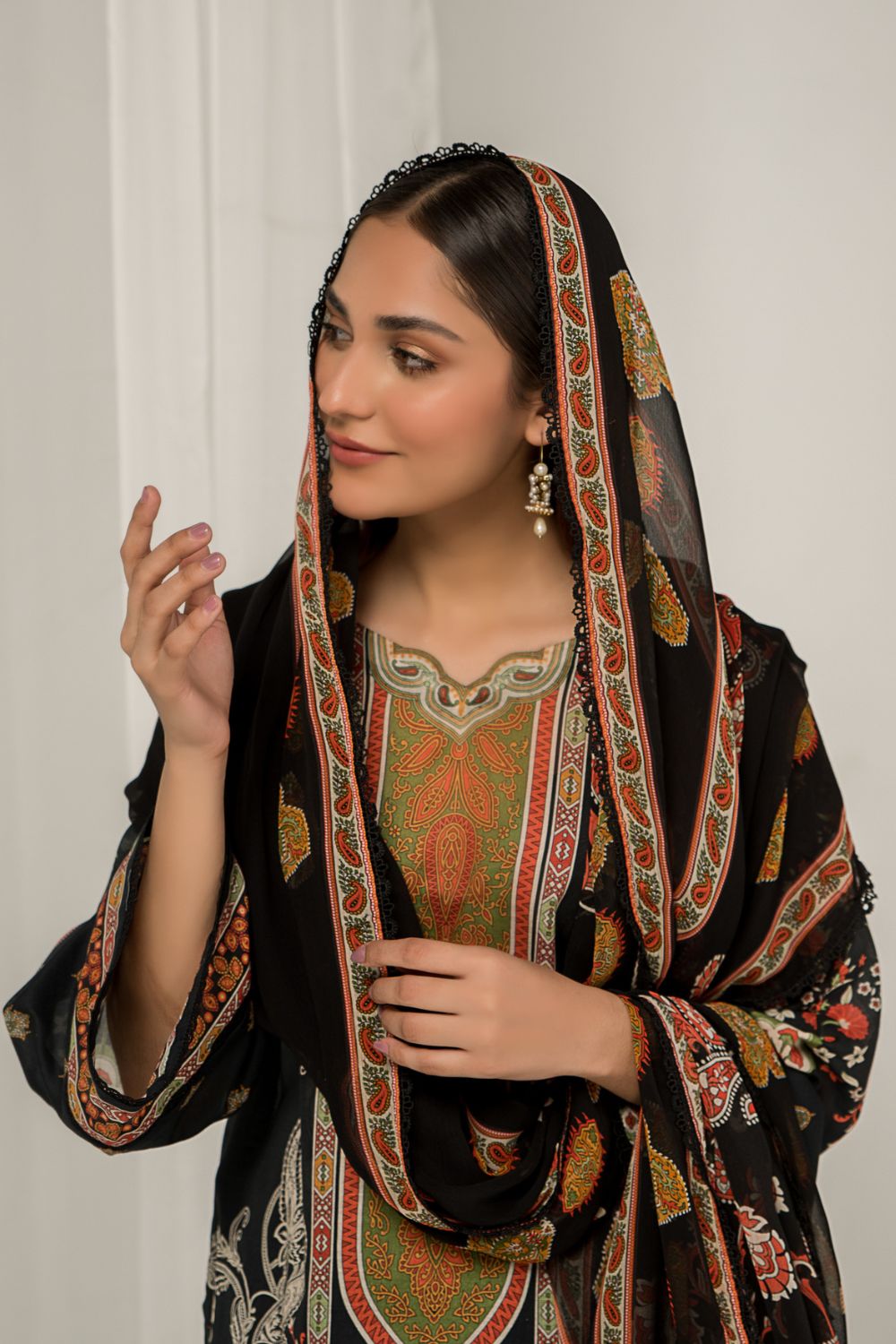 3 PC Unstitched Printed Lawn Suit