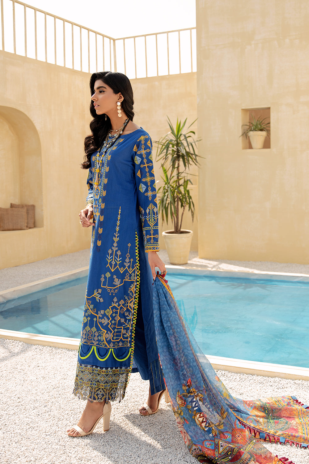 3 PC Unstitched Embroidered Suit