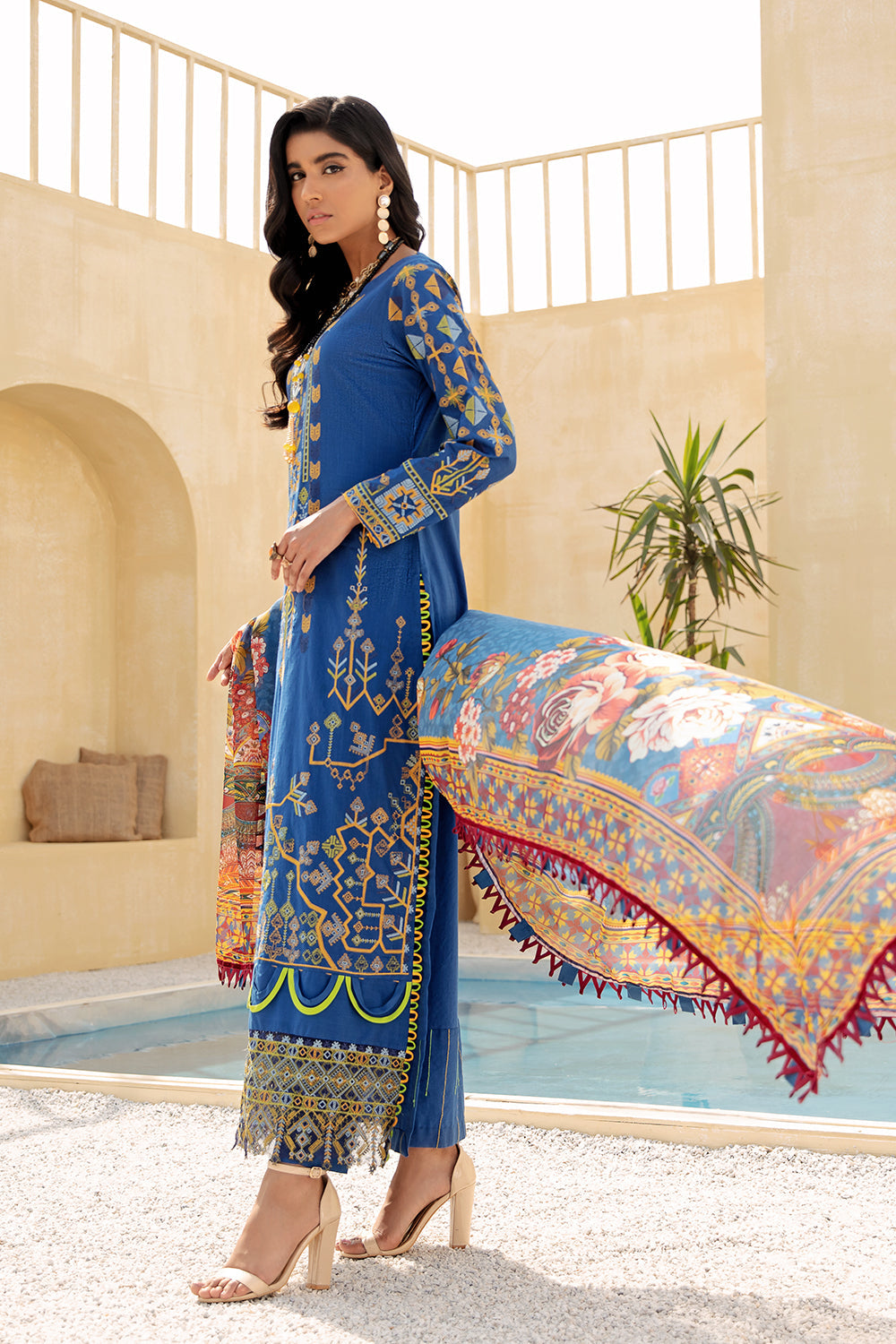 3 PC Unstitched Embroidered Suit