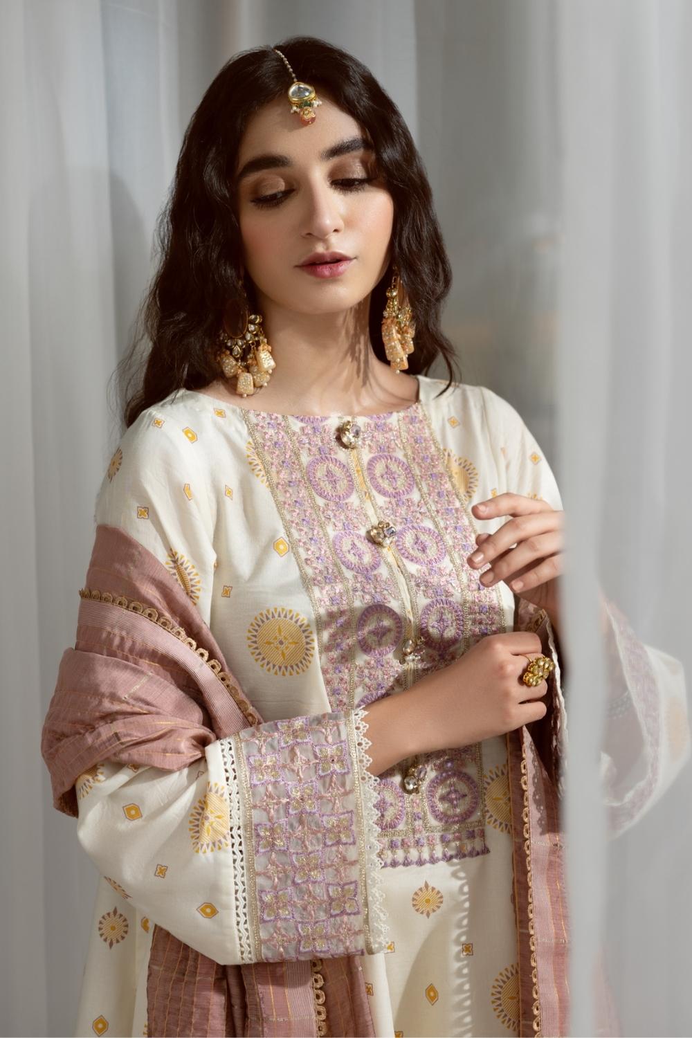3PC Unstitched Embroidered + Printed Suit