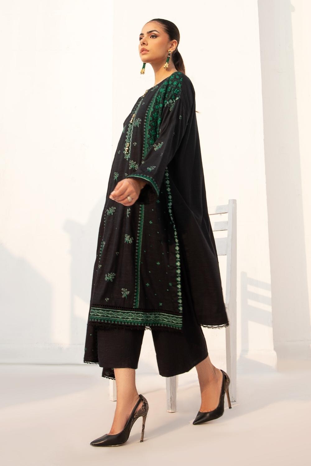 3PC Unstitched |Embroidered Khaddar Suit