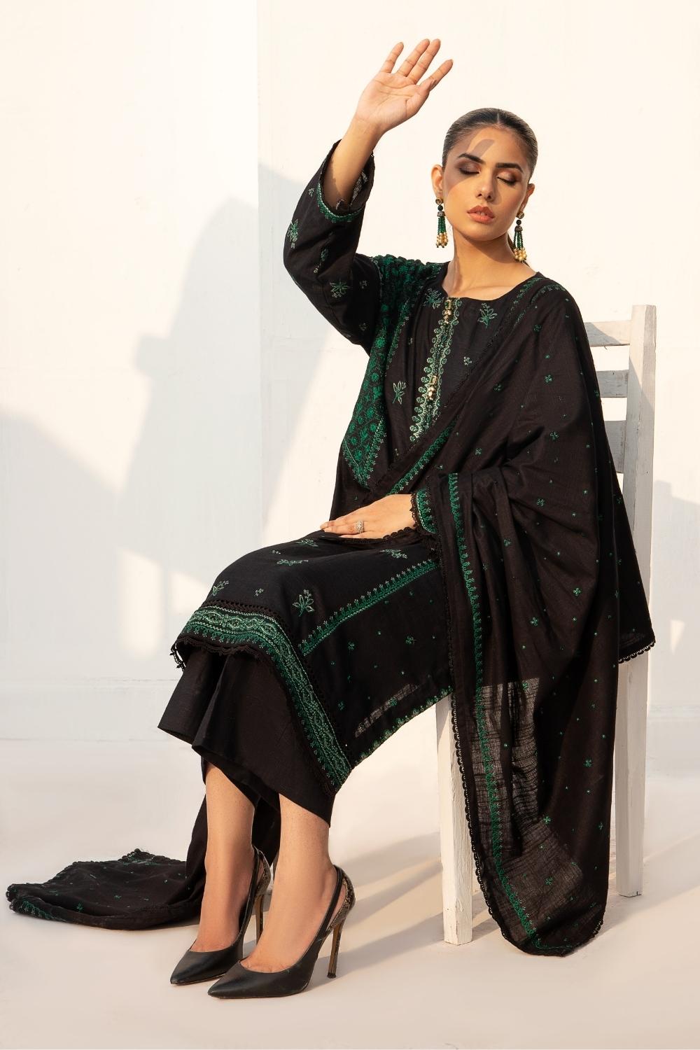 3PC Unstitched |Embroidered Khaddar Suit