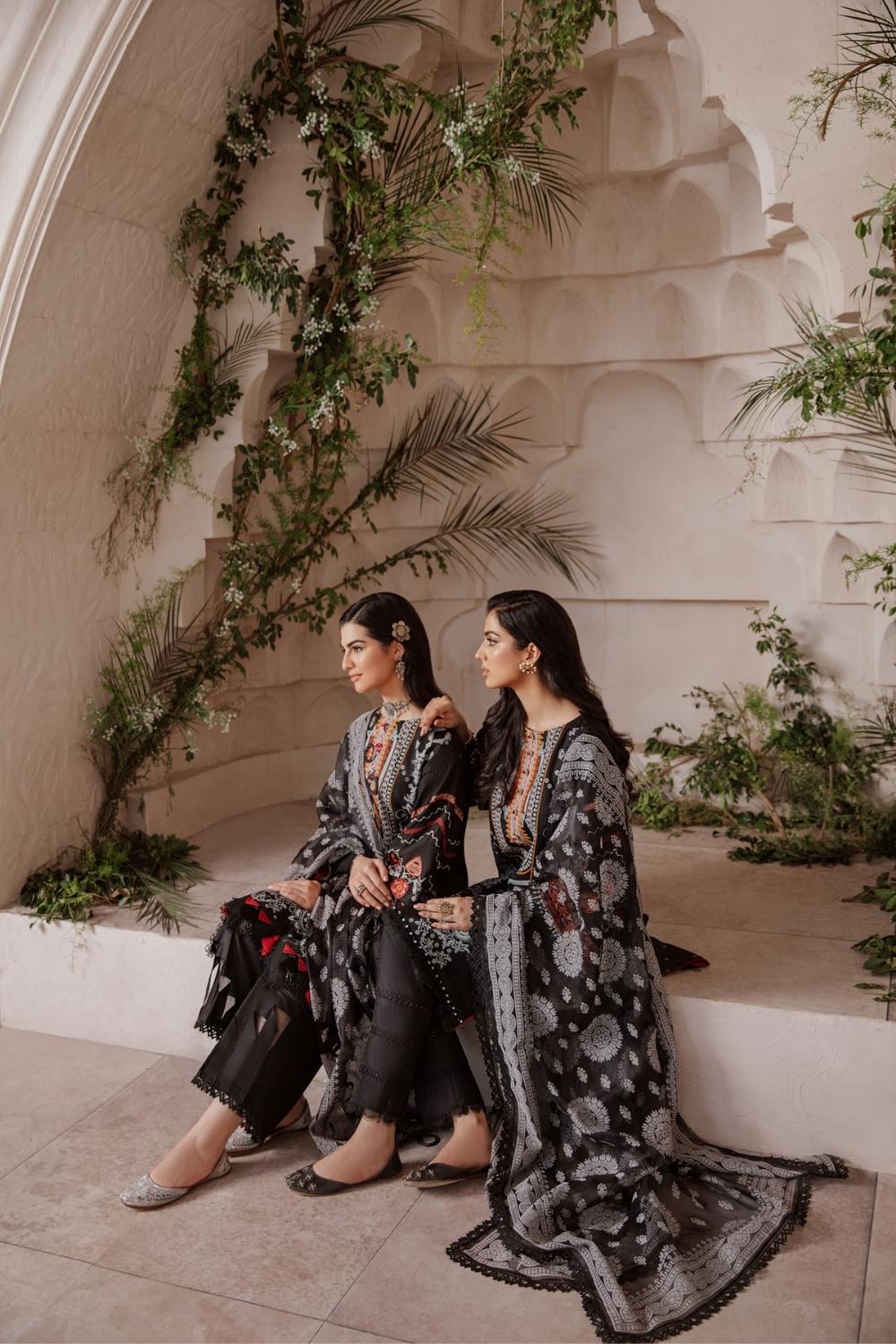 3 PC Unstitched Premium | Hatch Paste Shirt | Organza Dupatta