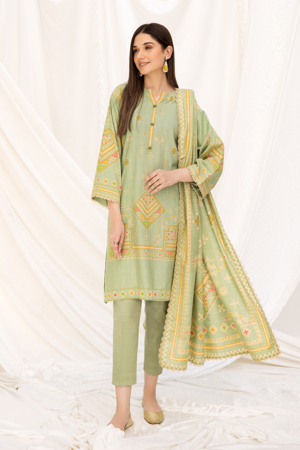 2 PC Unstitched | Khaddar Printed Shirt +  Dupatta
