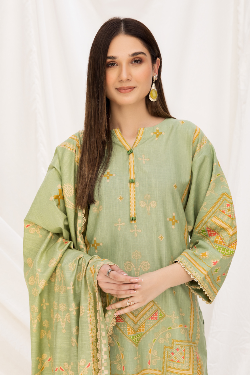 2 PC Unstitched | Khaddar Printed Shirt +  Dupatta