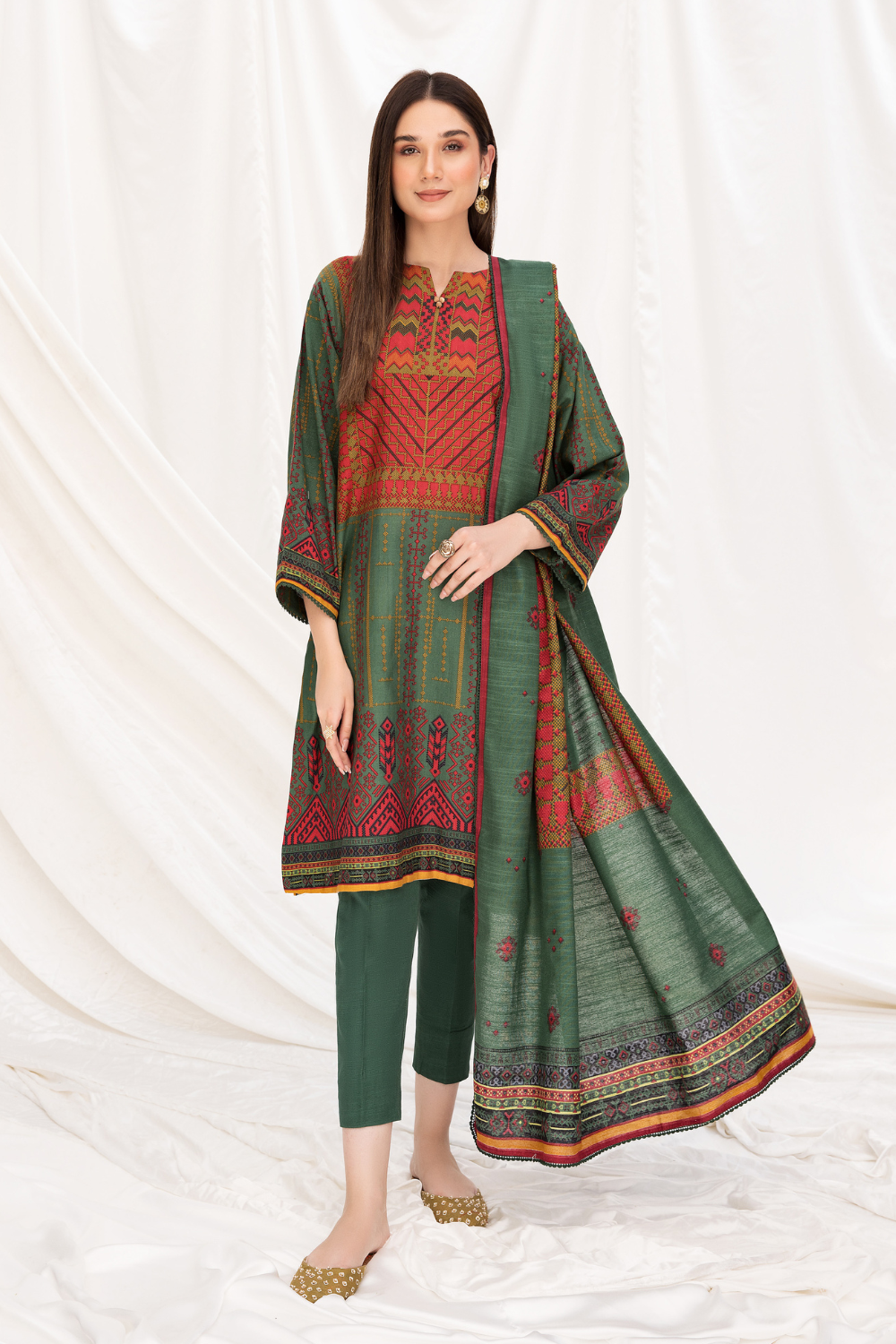 2 PC Unstitched | Khaddar Printed Shirt +  Dupatta