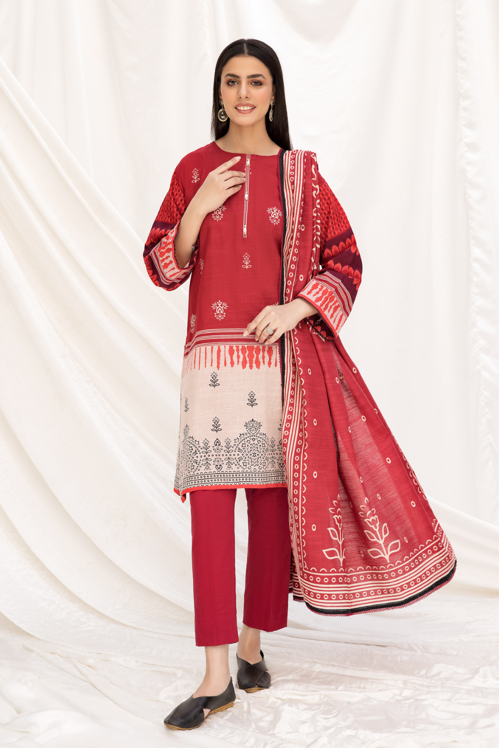 2 PC Unstitched | Khaddar Printed Shirt +  Dupatta