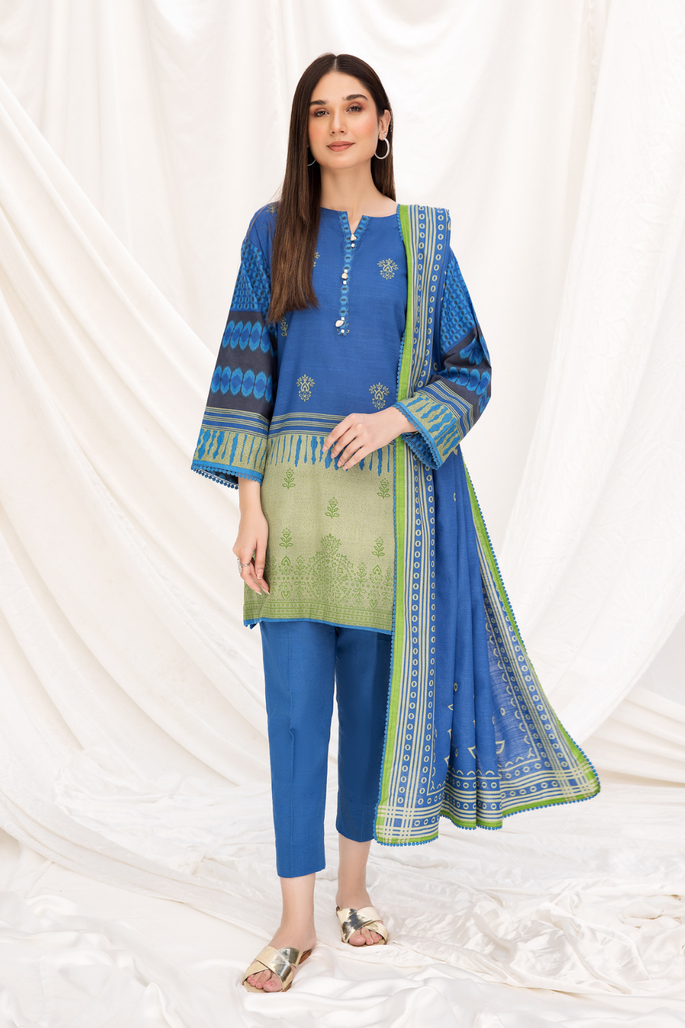 2 PC Unstitched | Khaddar Printed Shirt +  Dupatta