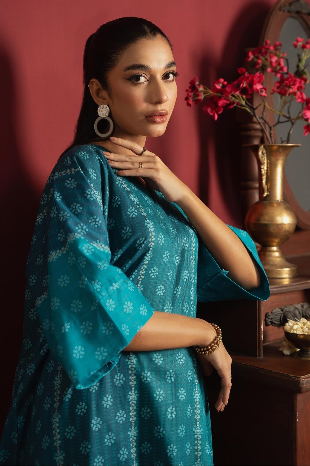 2PC Unstitched |Printed Khaddar Shirt + Trouser