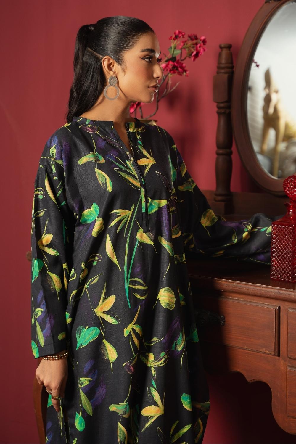 2PC Unstitched |Printed Khaddar Shirt + Trouser