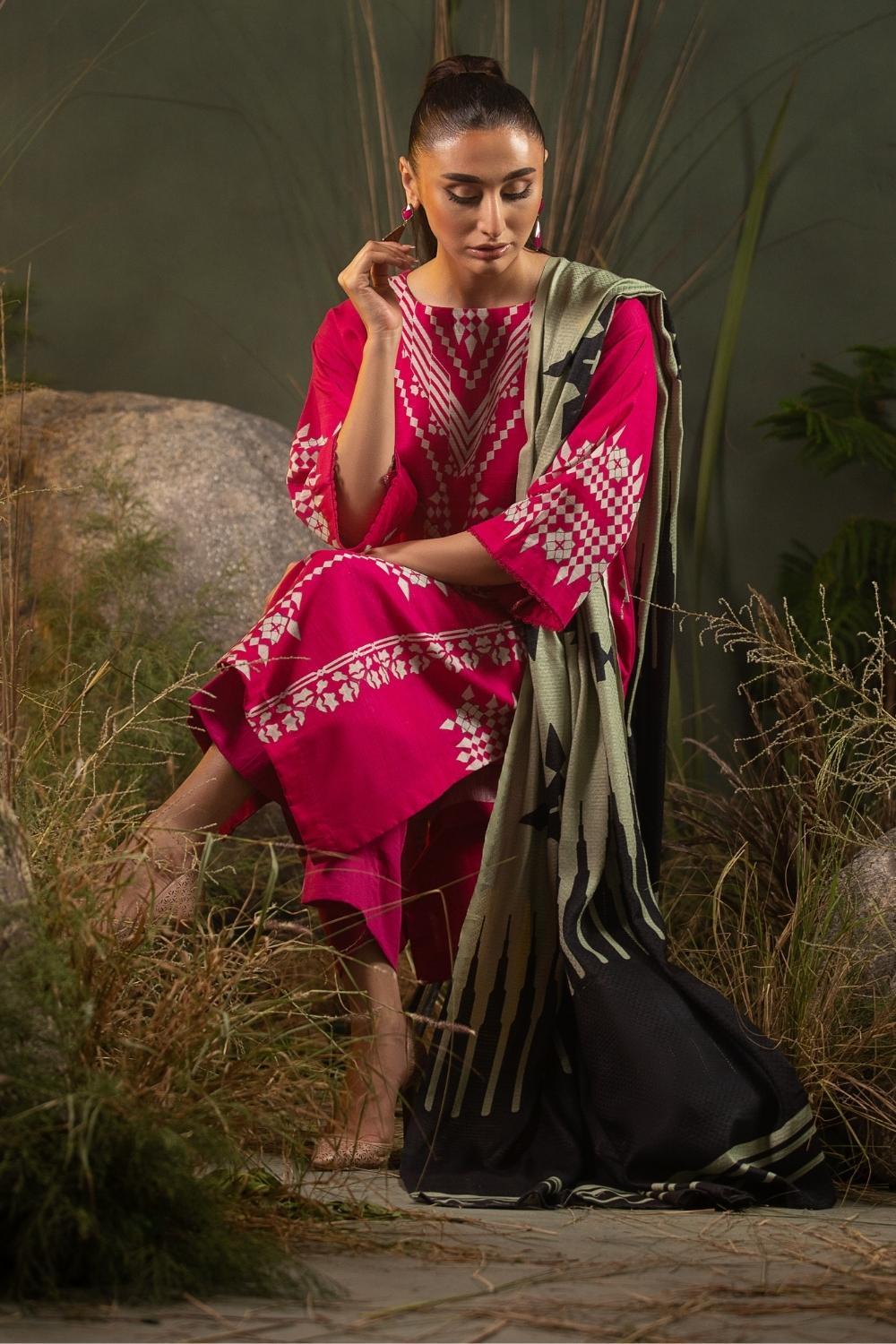 3PC Unstitched |Printed Khaddar Shirt+ Viscose Shawl + Trouser