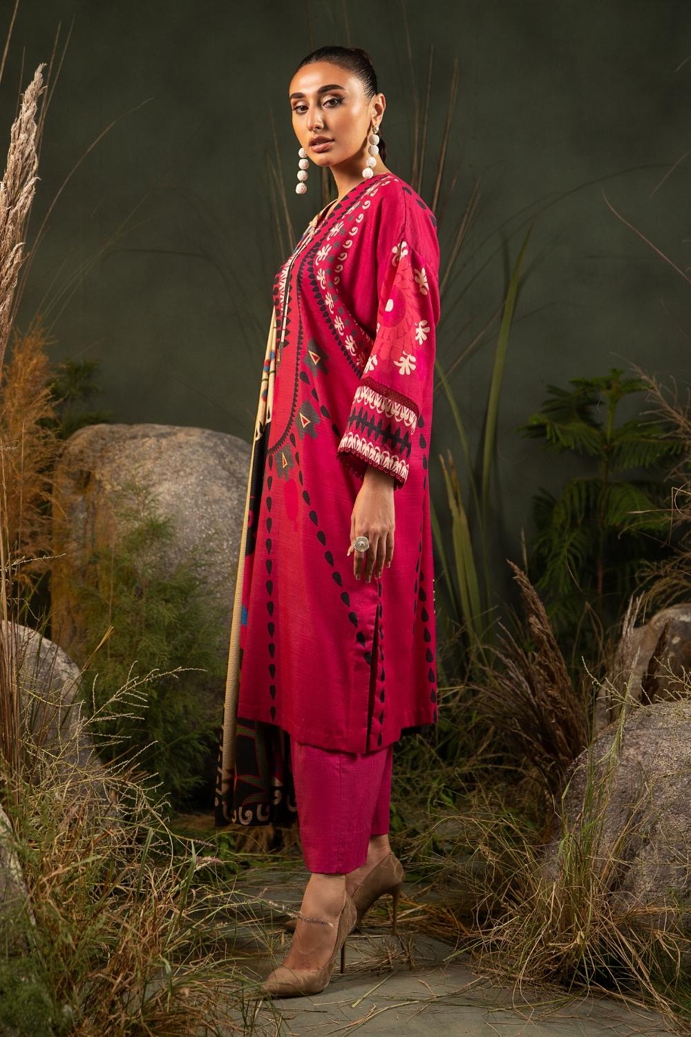 3PC Unstitched |Printed Khaddar Shirt+ Viscose Shawl + Trouser