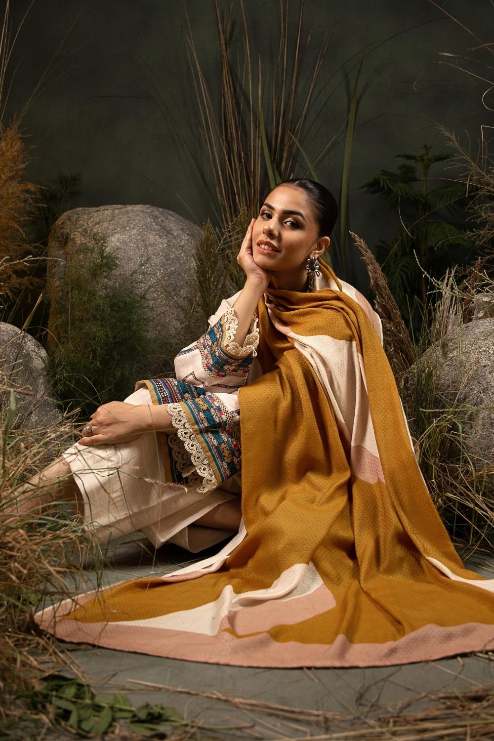 3PC Unstitched |Printed Khaddar Shirt+ Viscose Shawl + Trouser