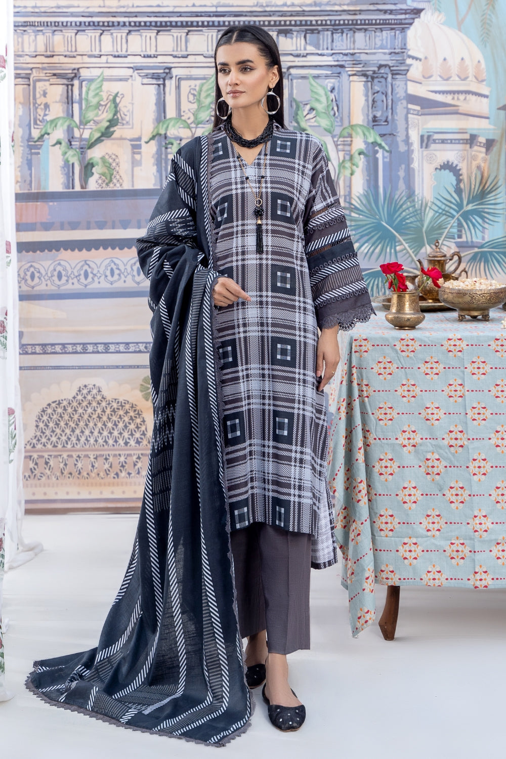 3PC Unstitched |Printed Khaddar Suit