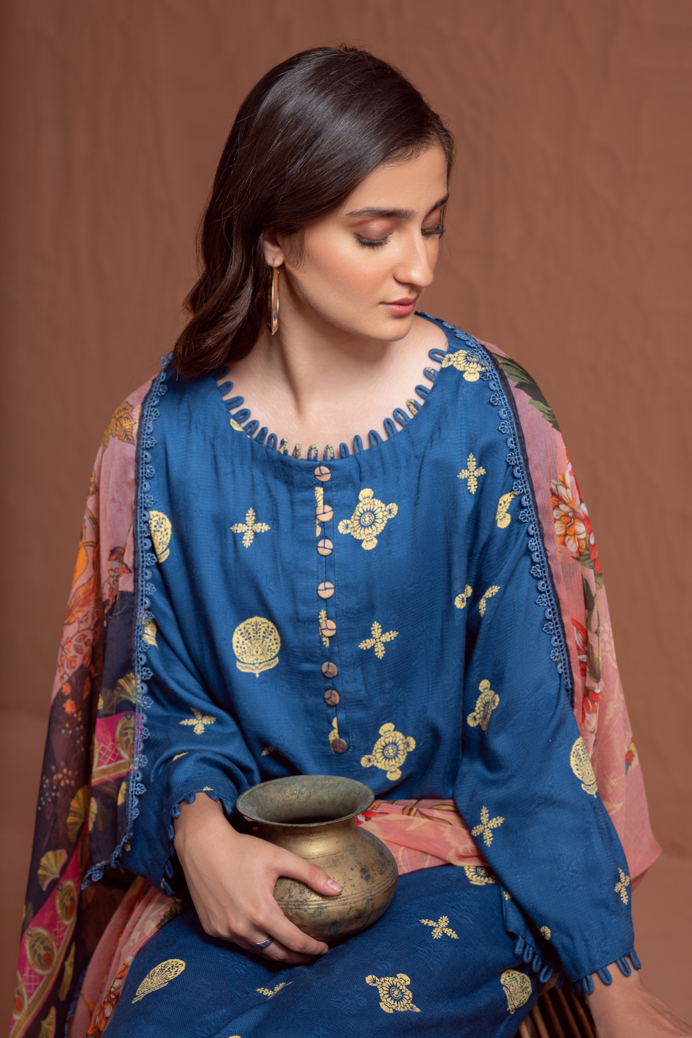 3PC Unstitched | Printed Jacquard Shirt+Chiffon Dupatta+Trouser