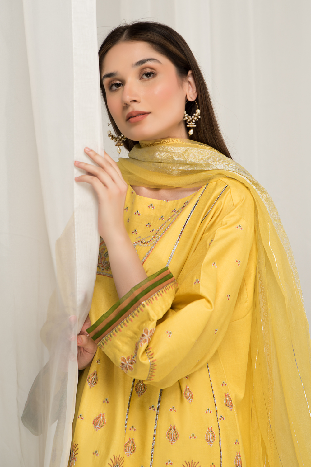 3 PC Unstitched Jacquard Embroidered Suit