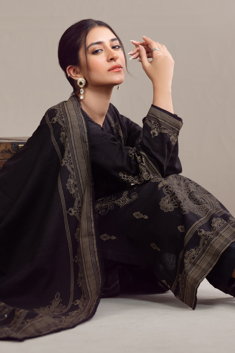 3 PC Unstitched | Khaddar Suit