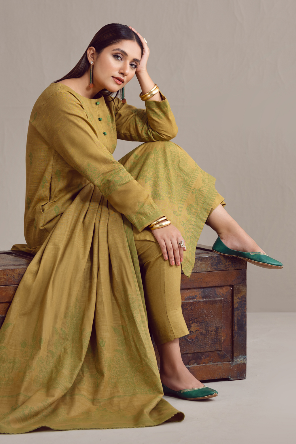 3 PC Unstitched | Khaddar Suit