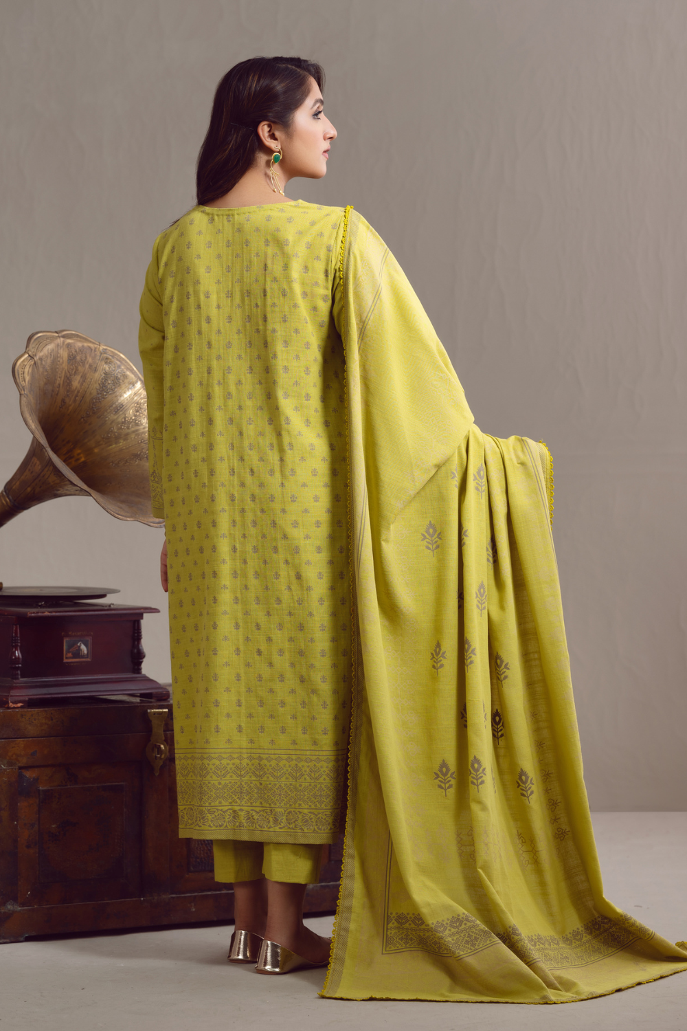 3 PC Unstitched | Khaddar Suit