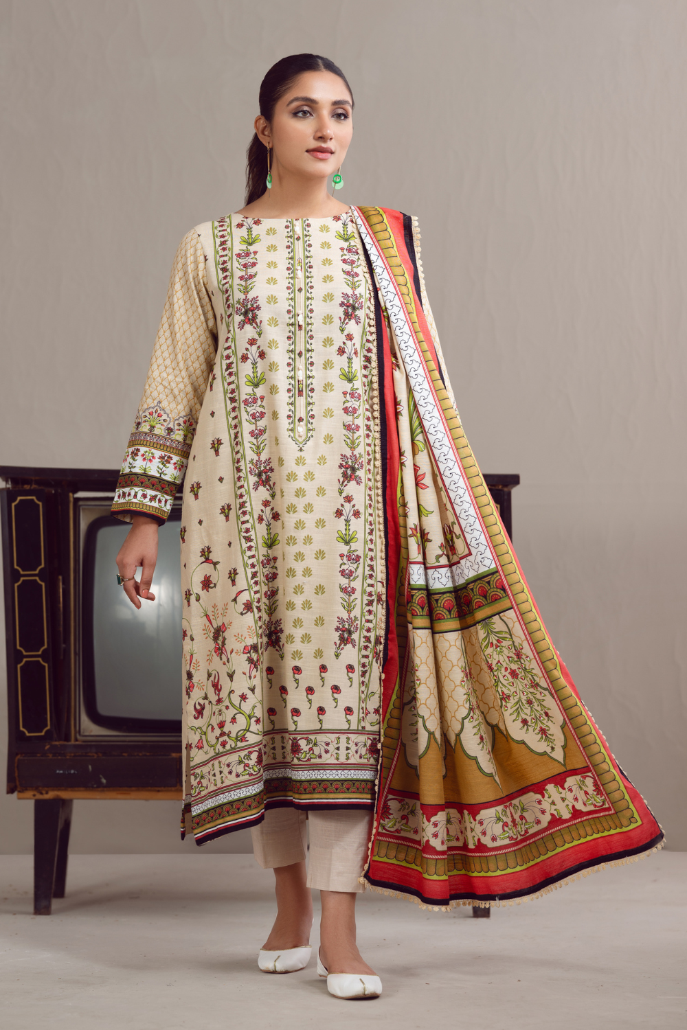 3 PC Unstitched | Khaddar Suit