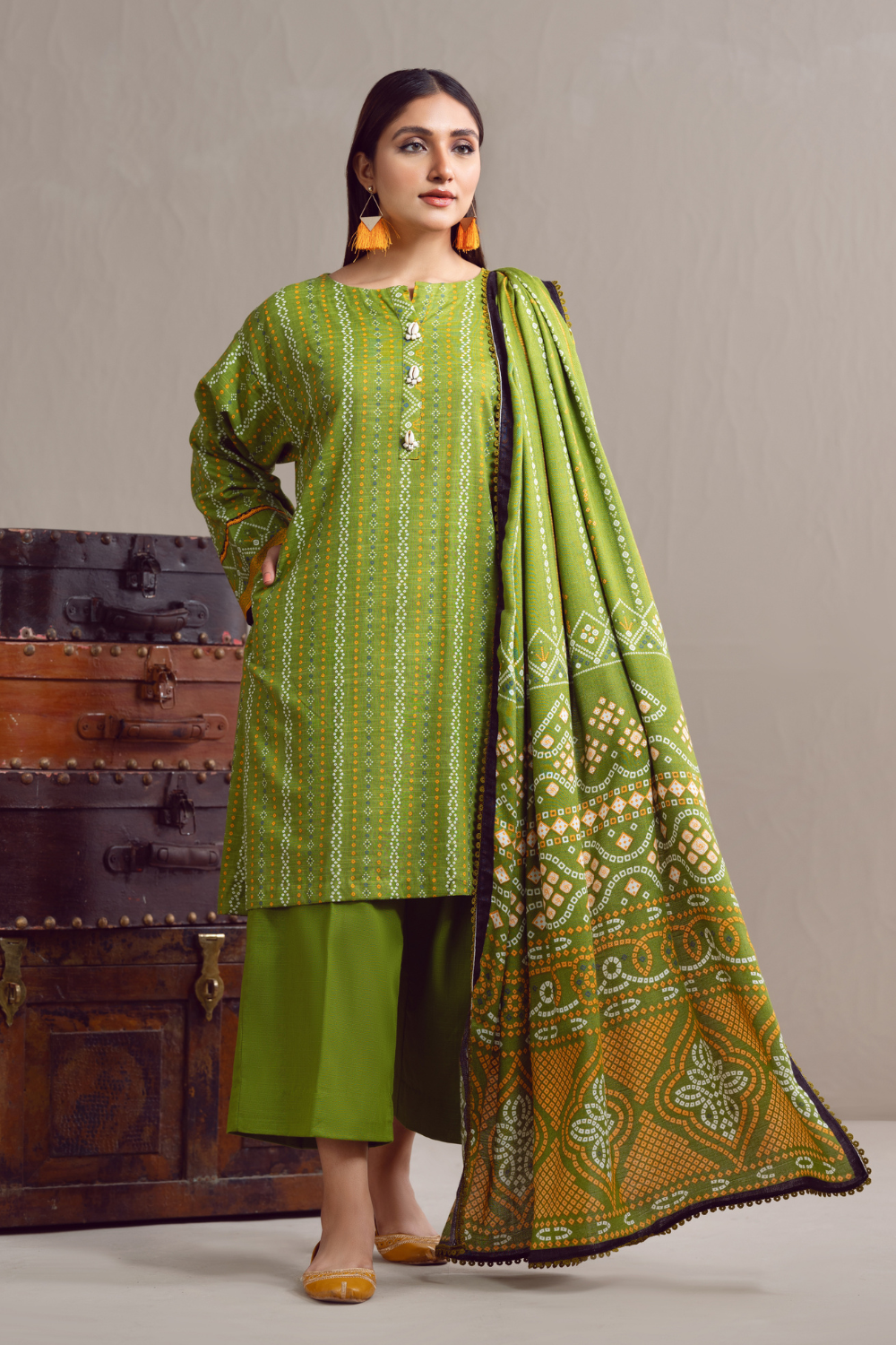 3 PC Unstitched | Khaddar Suit + Cotton Viscose Dupatta