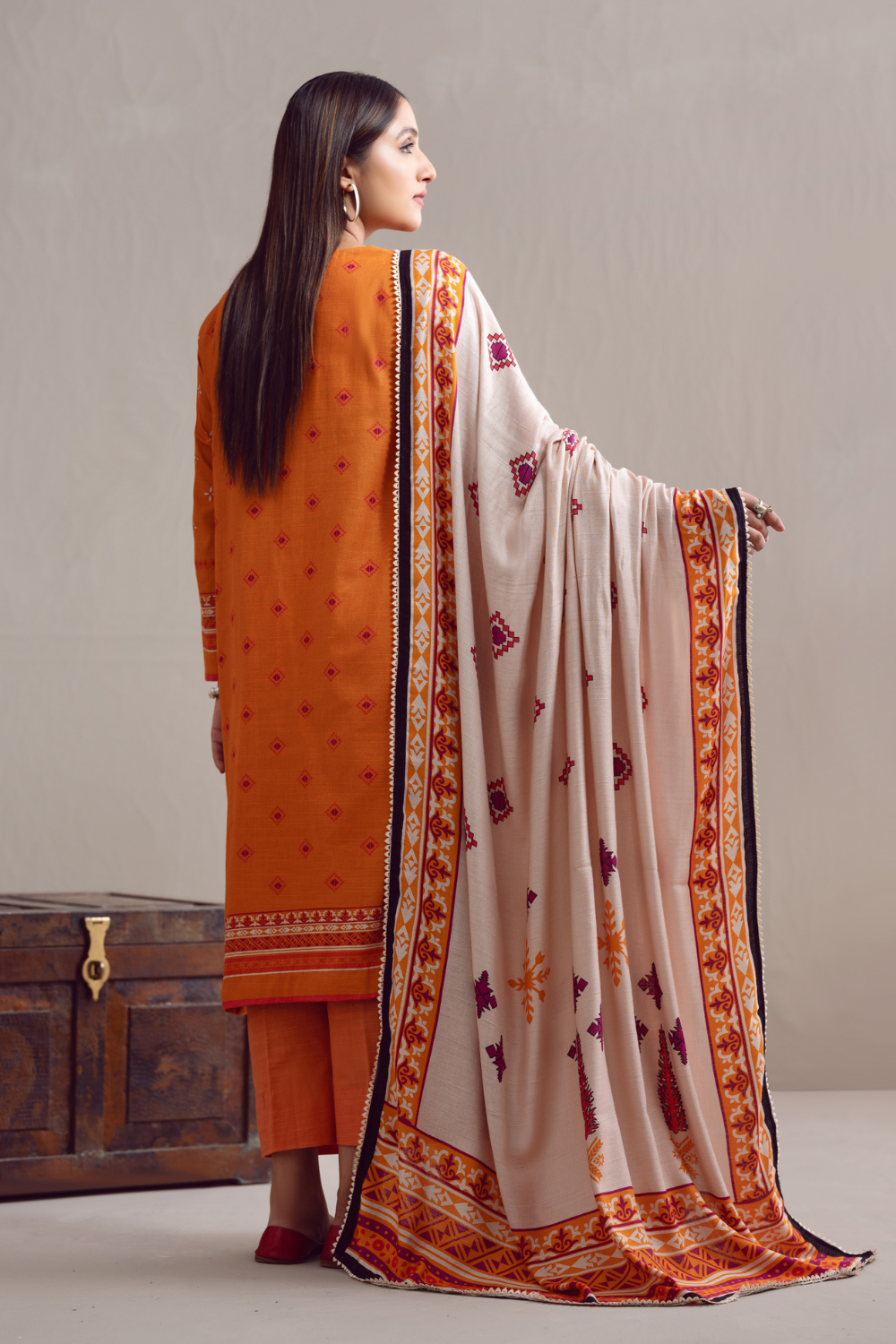 3 PC Unstitched | Khaddar Suit + Cotton Viscose Dupatta