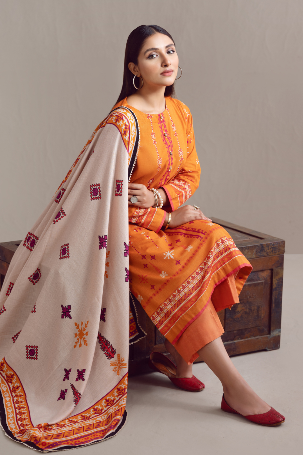 3 PC Unstitched | Khaddar Suit + Cotton Viscose Dupatta