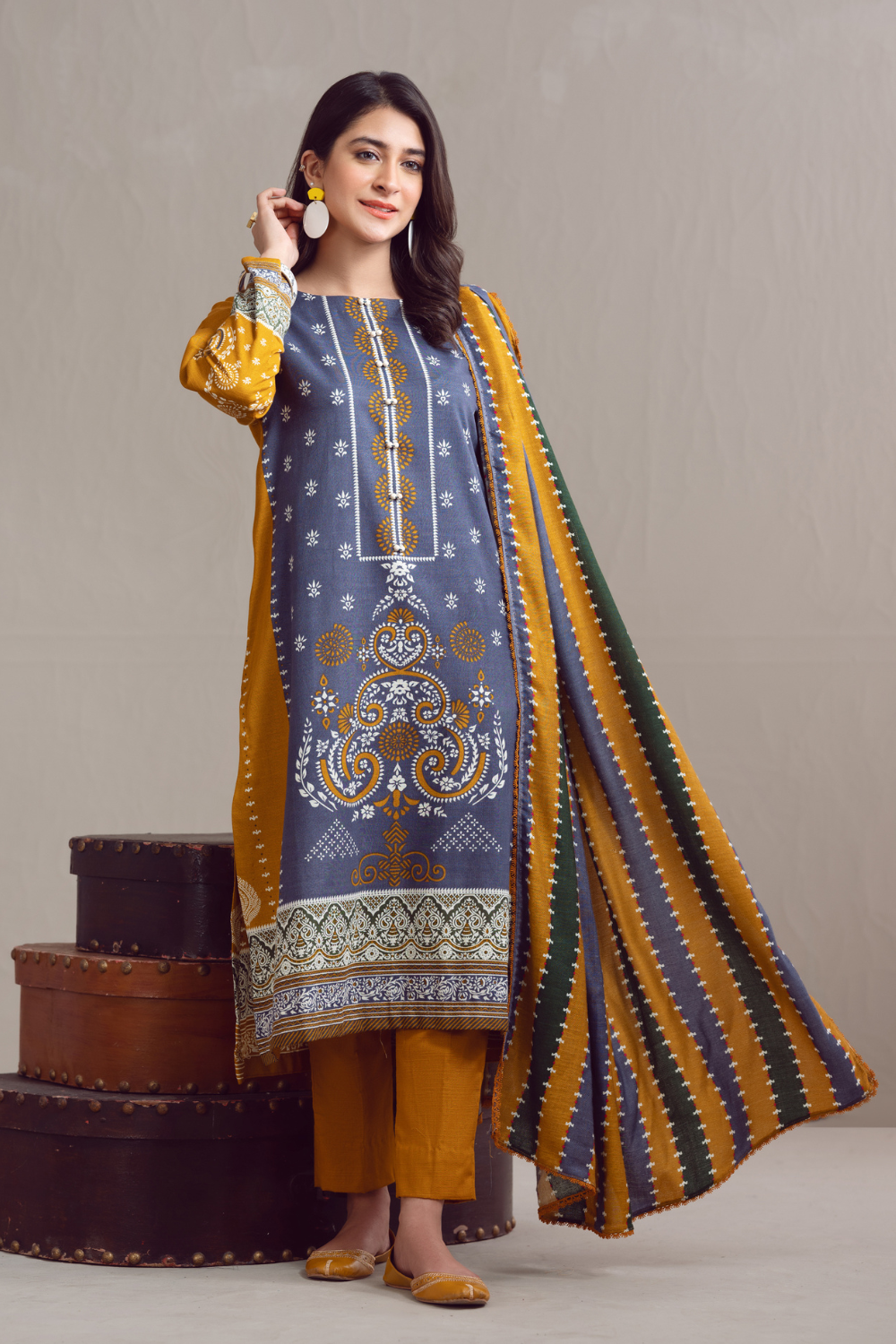 3 PC Unstitched | Khaddar Suit + Cotton Viscose Dupatta