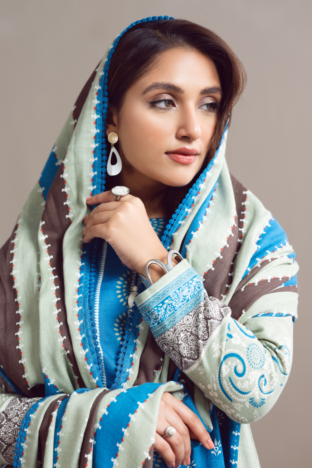 3 PC Unstitched | Khaddar Suit + Cotton Viscose Dupatta