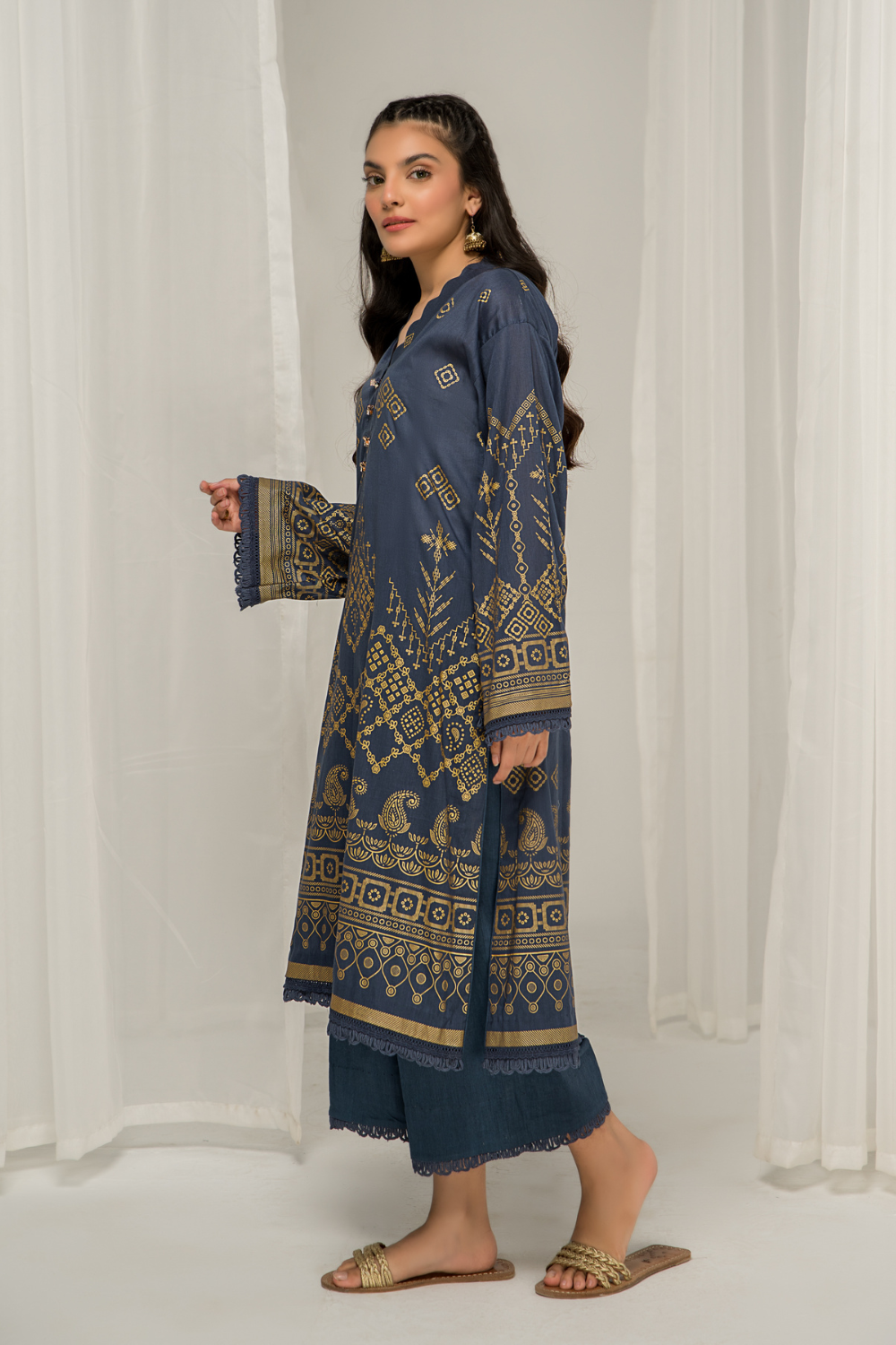 1 PC Unstitched |  Printed Lawn Shirt