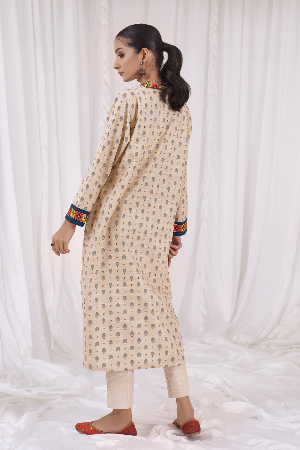 1 PC Unstitched | Printed Khaddar Shirt