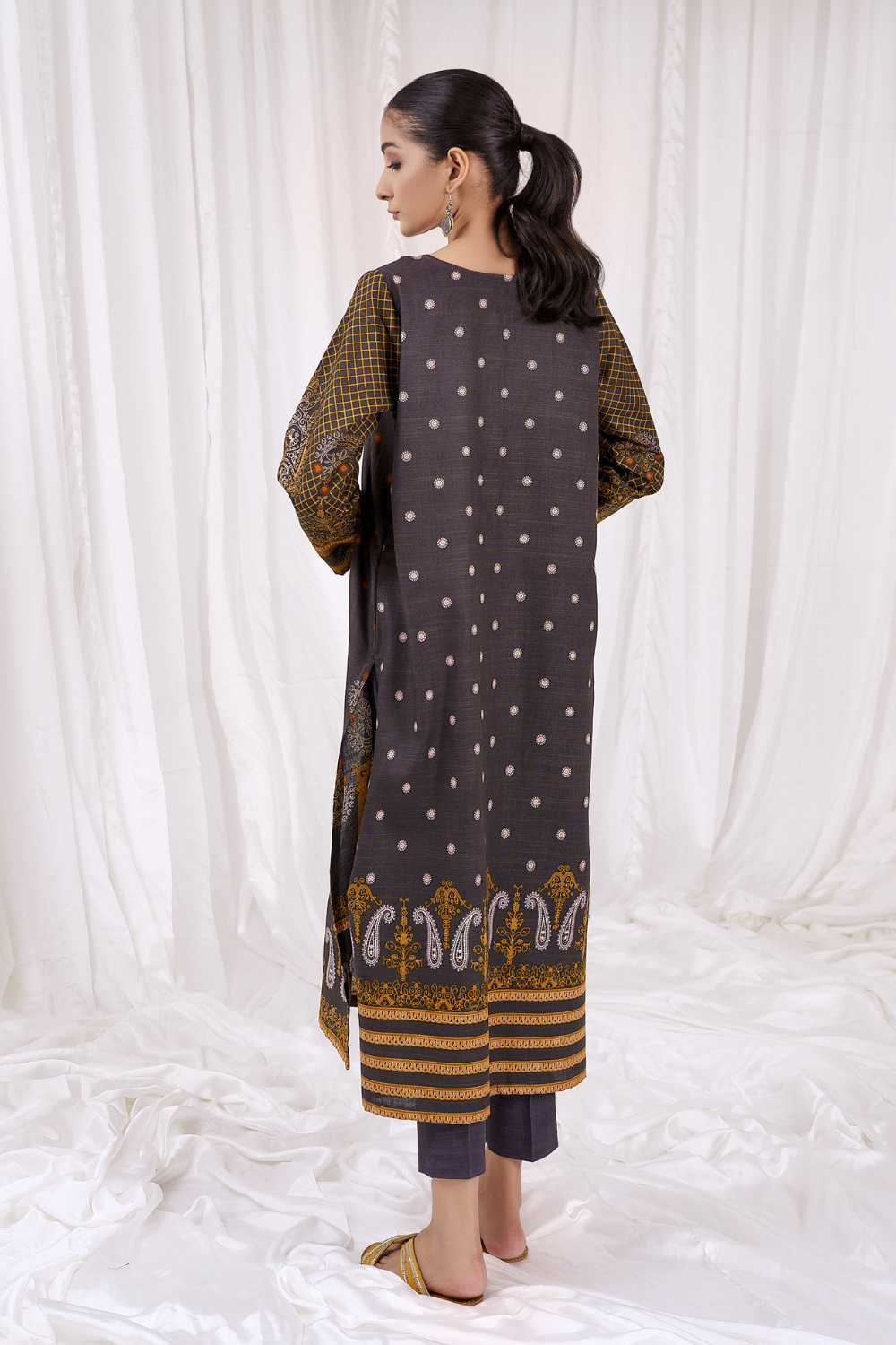 1 PC Unstitched | Printed Khaddar Shirt